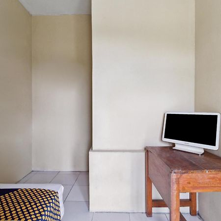 Spot On 92832 Al Mahira Syariah Hotel Majalengka Buitenkant foto